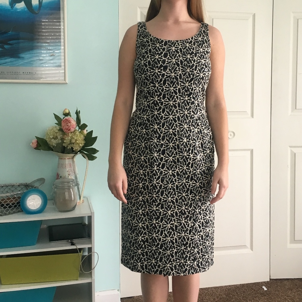 Embroidered with a touch of Sequence Cocktail Dres